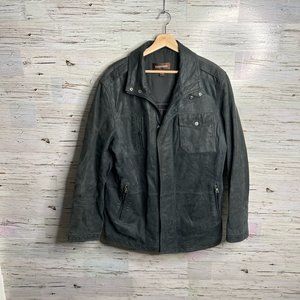 Danier black leather jacket coat men’s large never worn.